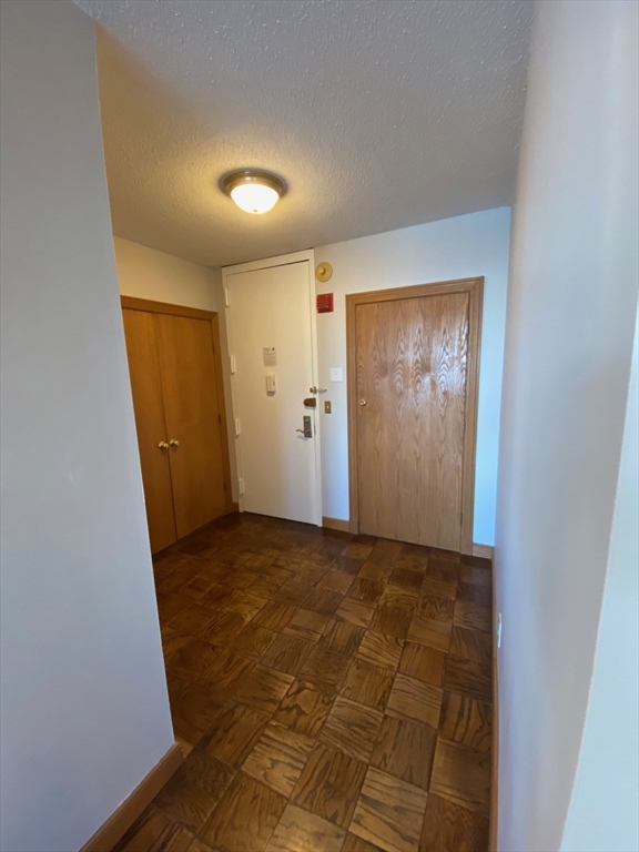 65 East India Row # 17E
