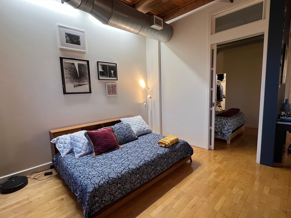 35 Channel Center St # 307