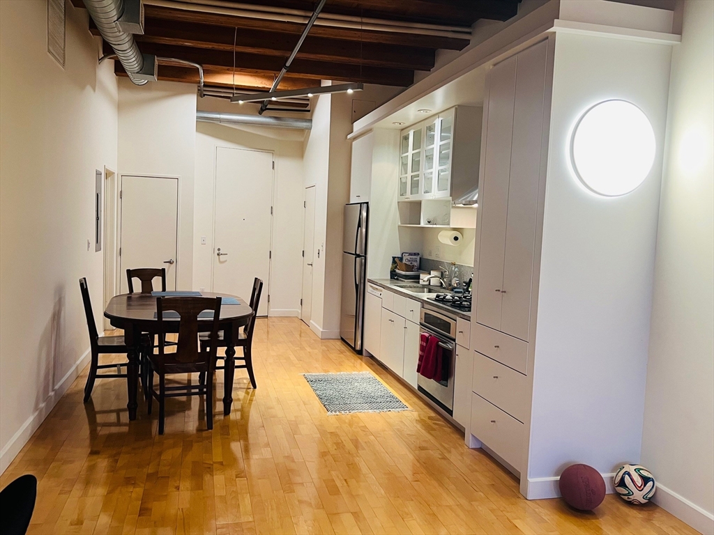 35 Channel Center St # 307
