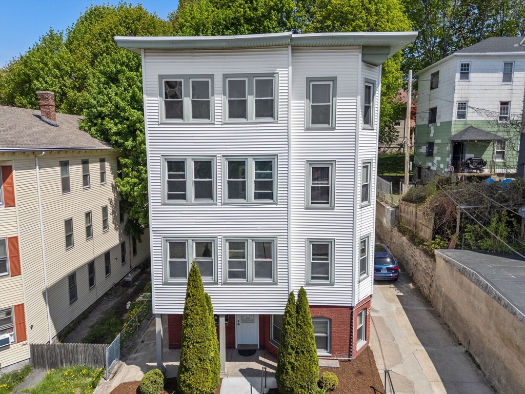 31 Chrome St