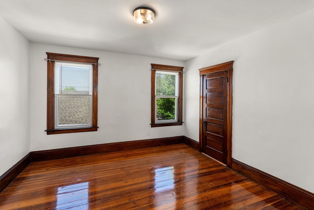 31 Chrome St