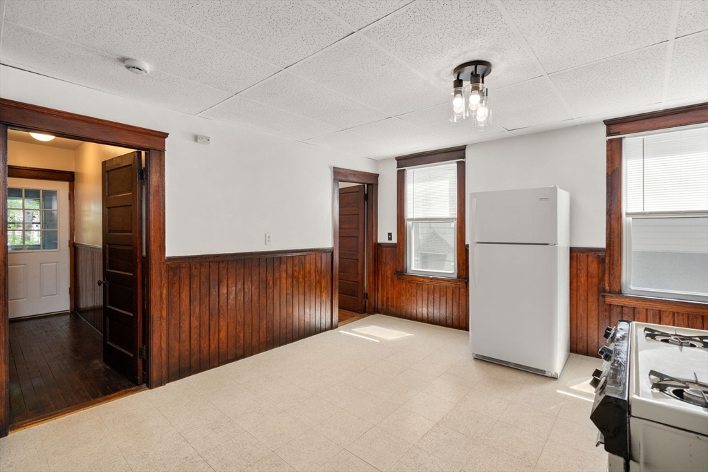 31 Chrome St