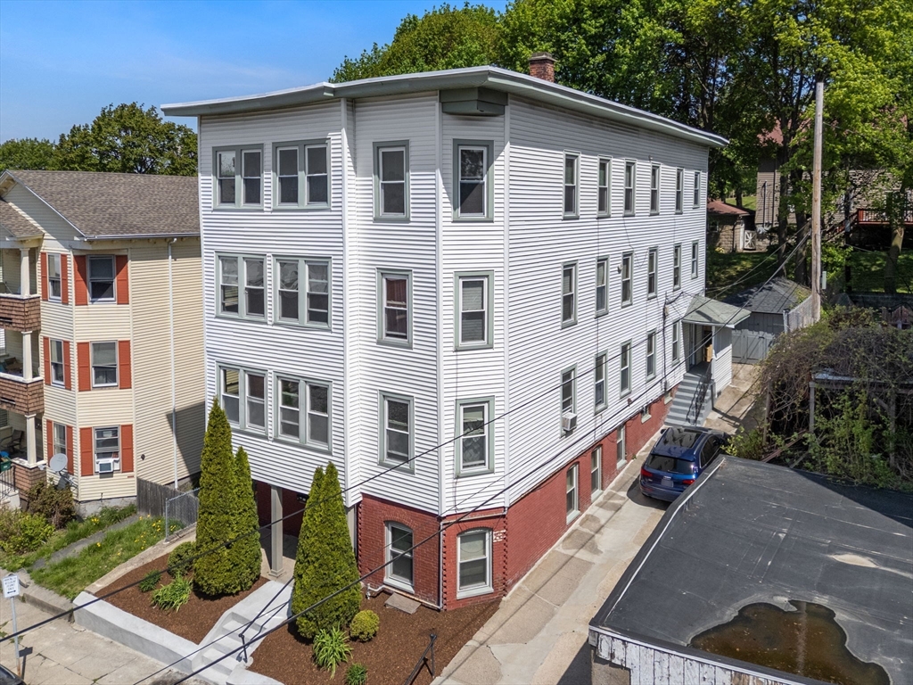31 Chrome St