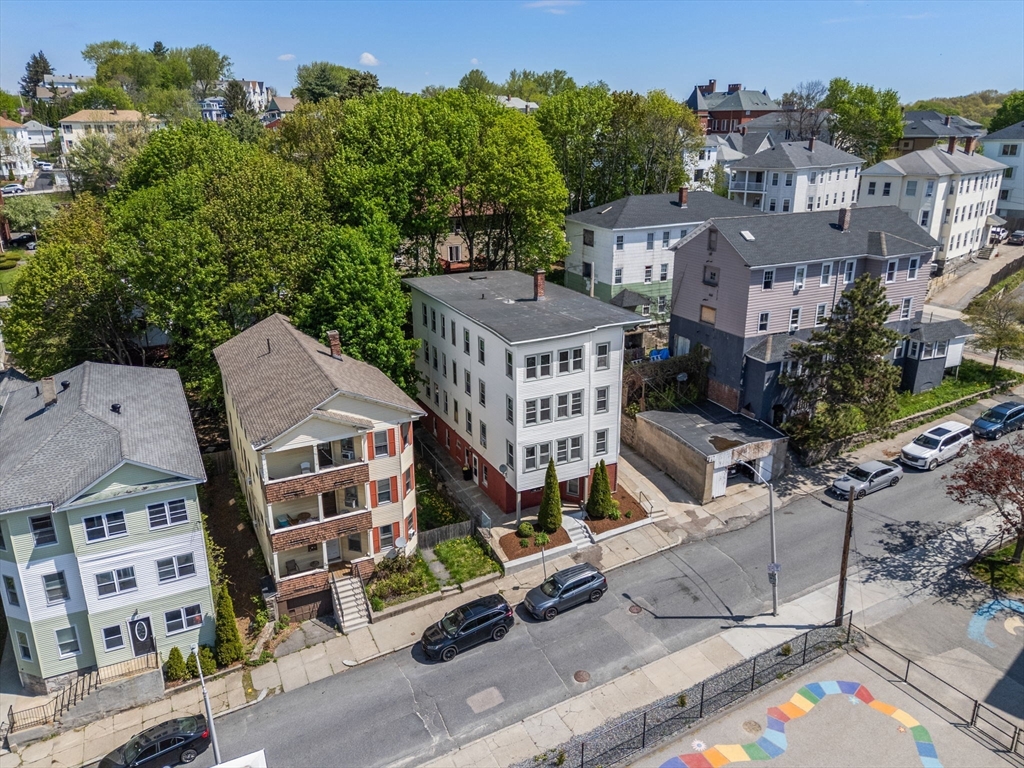 31 Chrome St