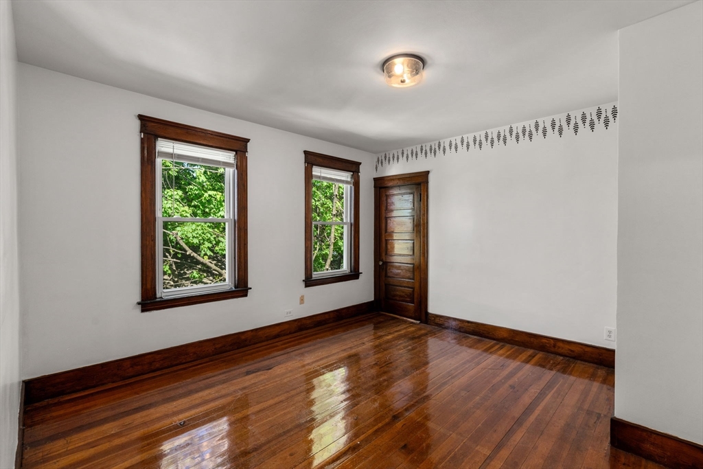 31 Chrome St