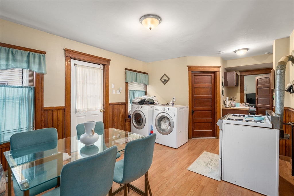 31 Chrome St