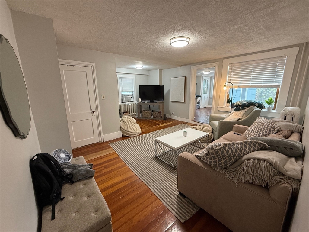 350 Dorchester Street # 1
