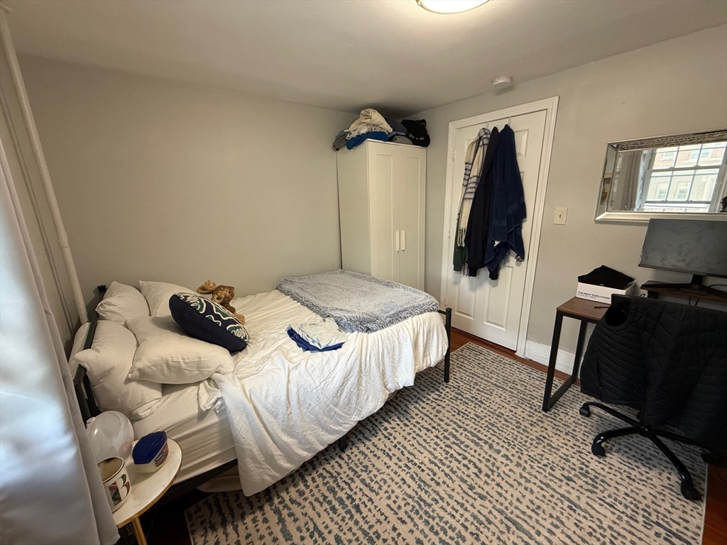 350 Dorchester Street # 1
