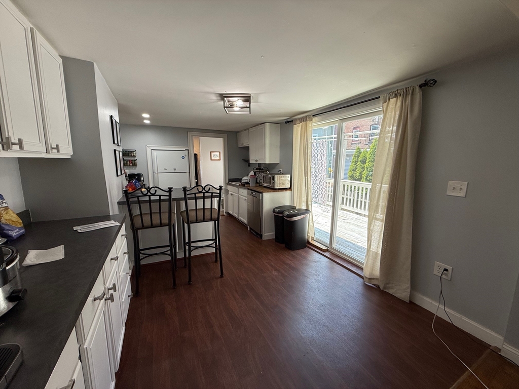189 W Sixth Street Unit: -