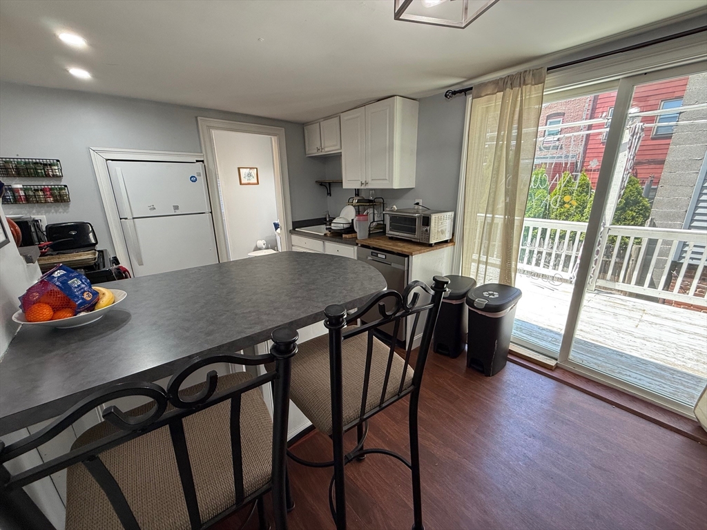 189 W Sixth Street Unit: -