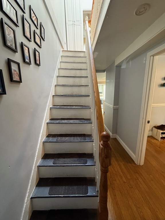 189 W Sixth Street Unit: -