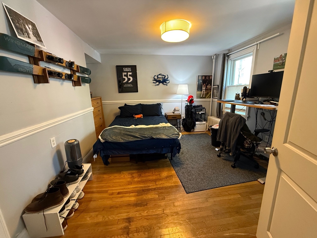 189 W Sixth Street Unit: -