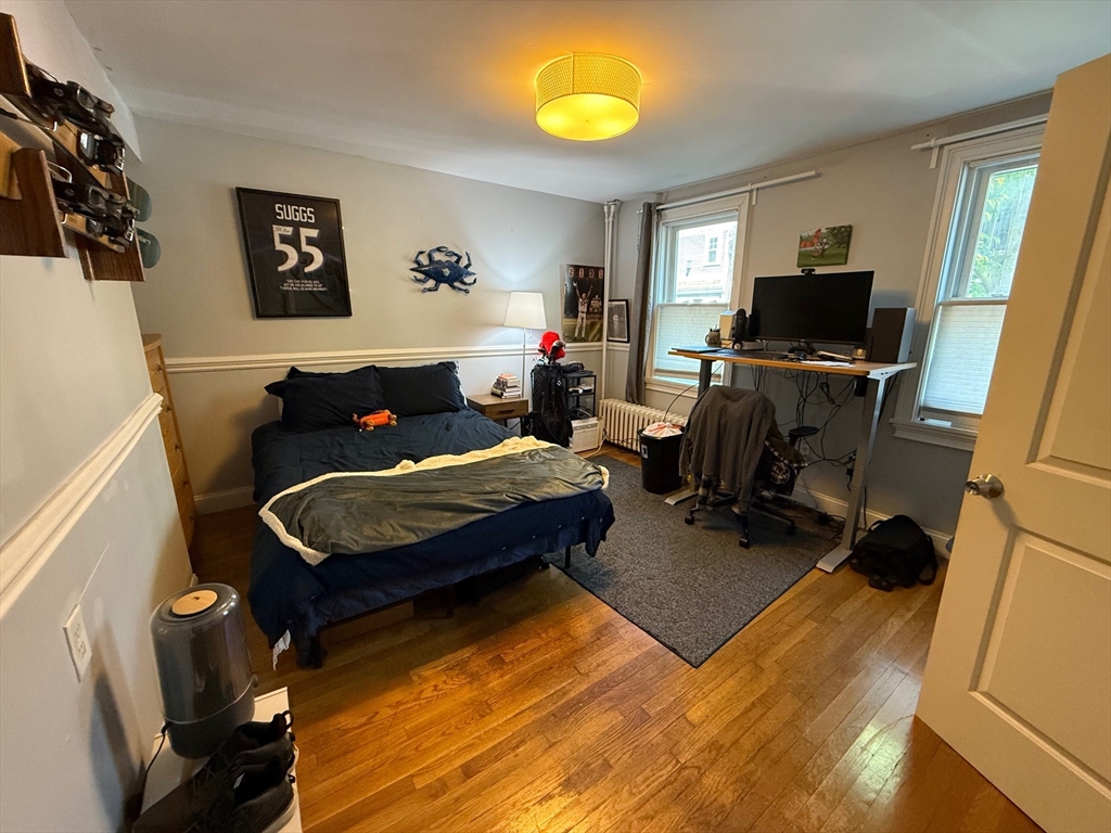 189 W Sixth Street Unit: -