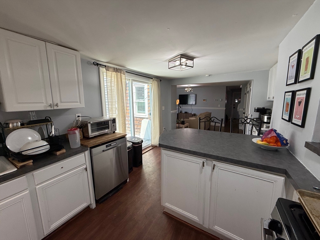 189 W Sixth Street Unit: -