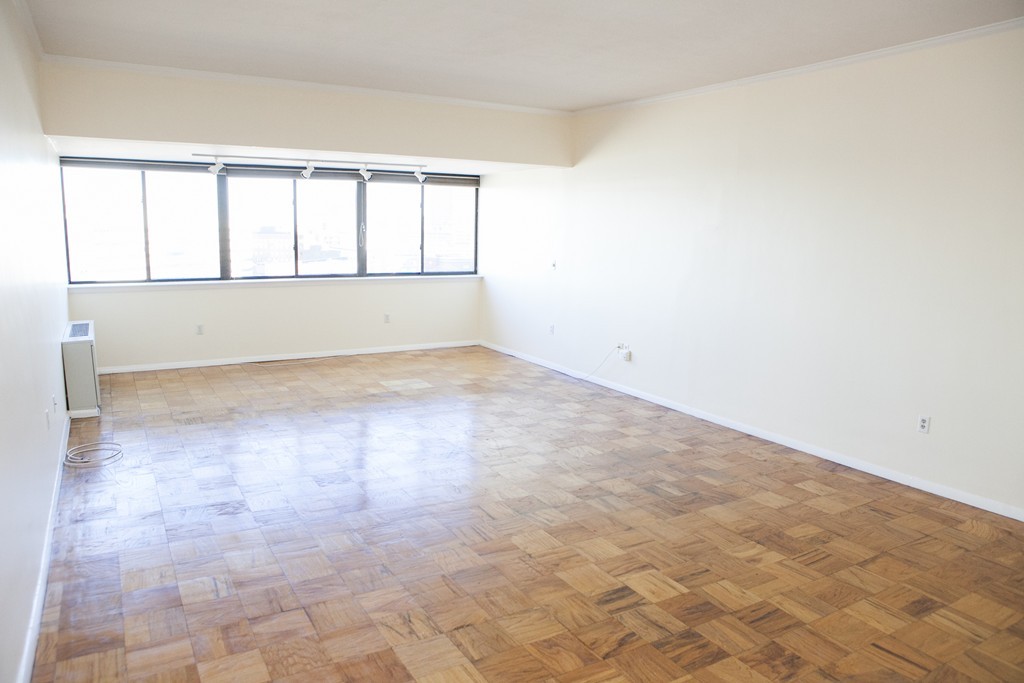6 Whittier # H Unit: 17-H