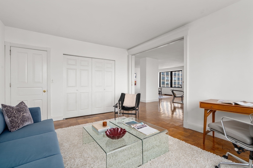 65 East India Row # 27F