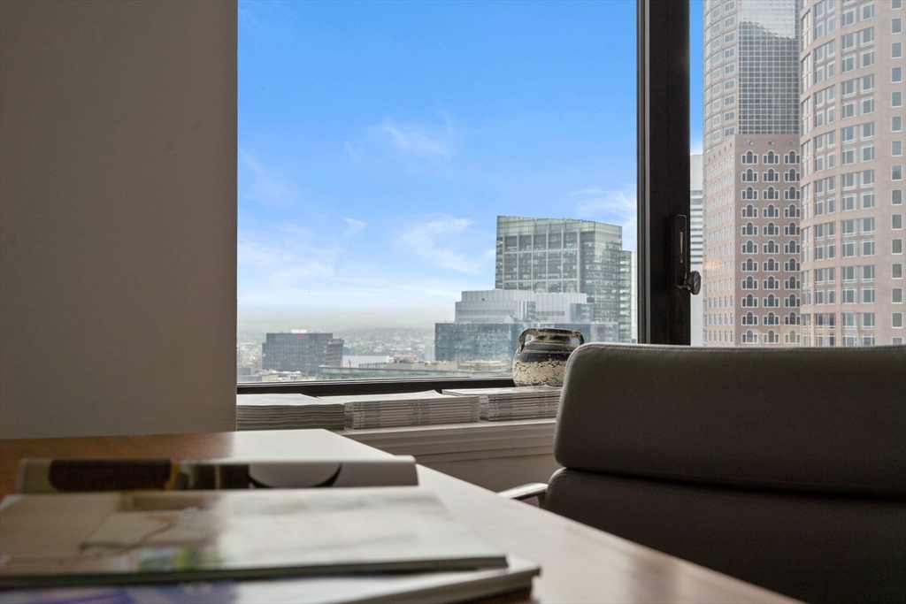 65 East India Row # 27F