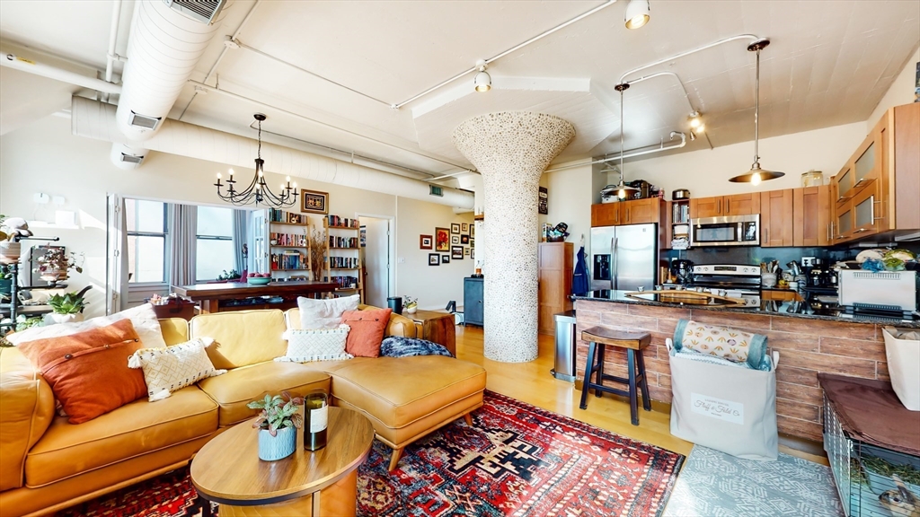 210 South # 2 Unit: 5-2