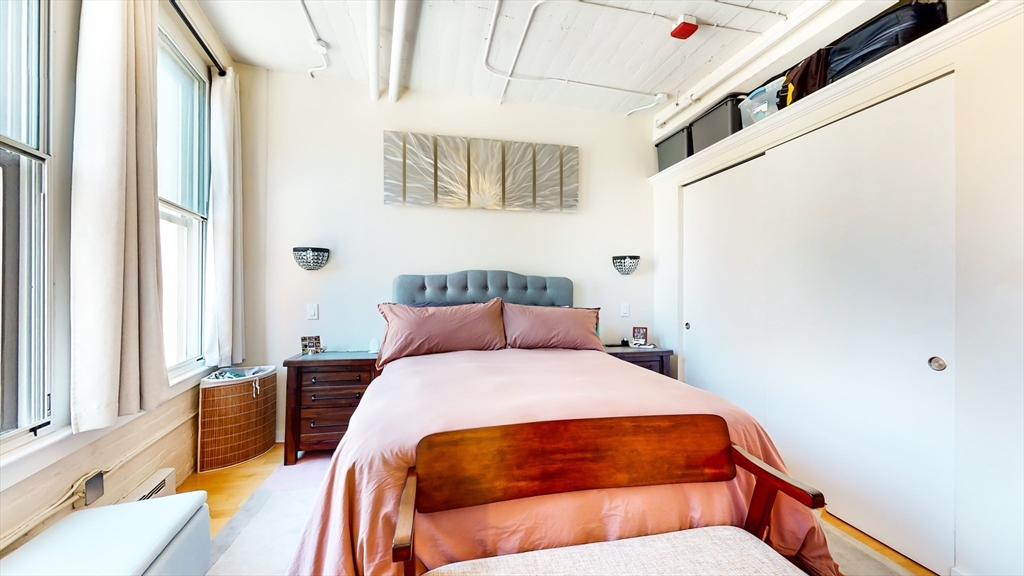 210 South # 2 Unit: 5-2
