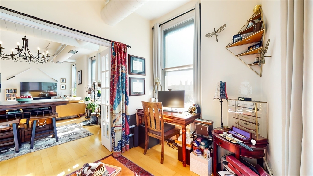 210 South # 2 Unit: 5-2