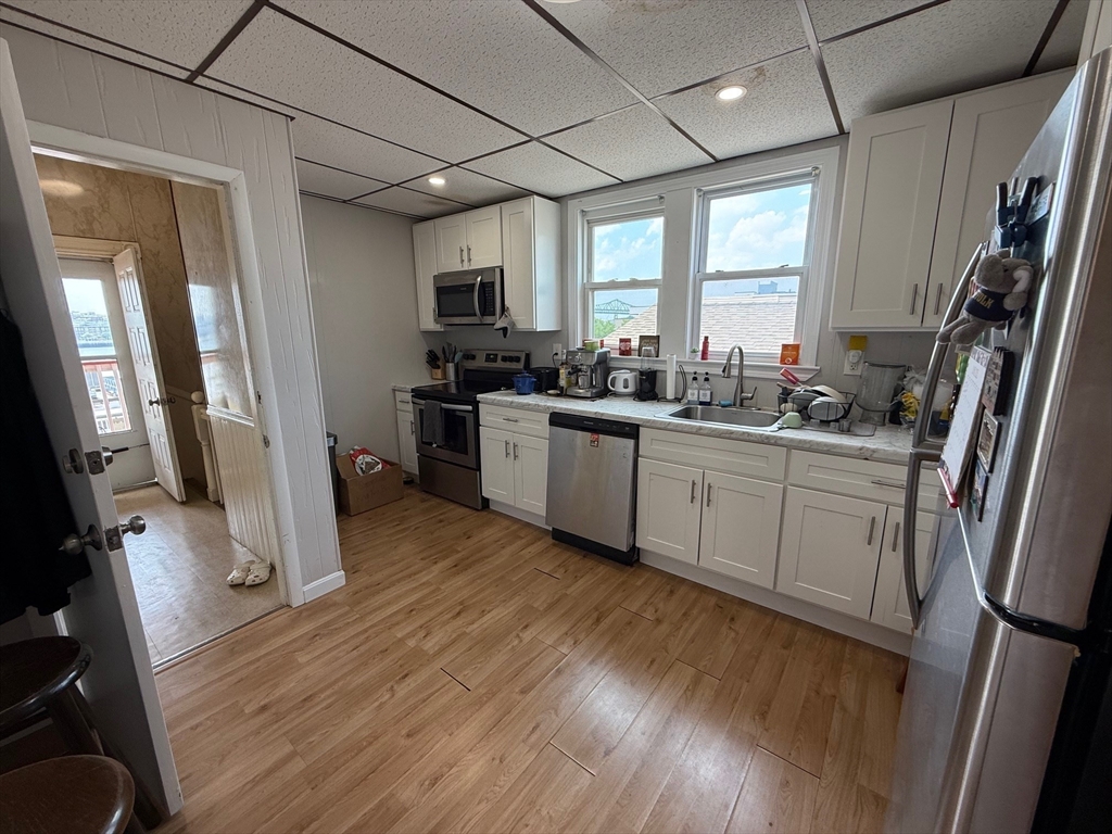 288 Meridian St. # 3
