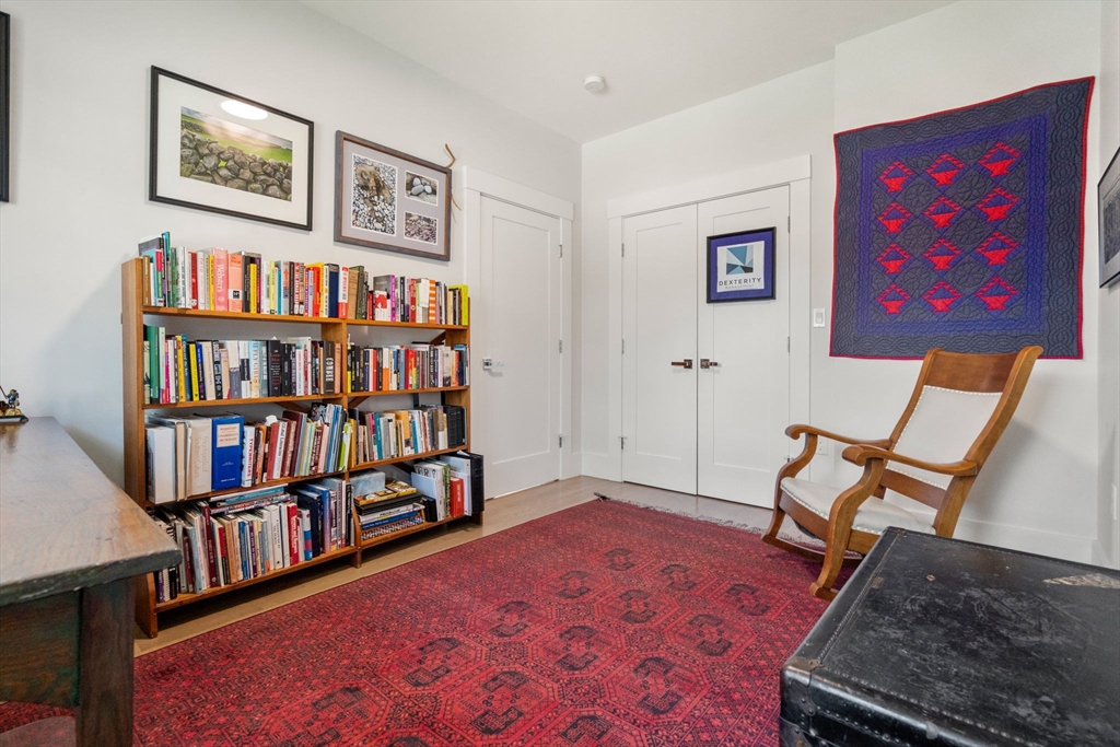 189 Grampian Way # 2