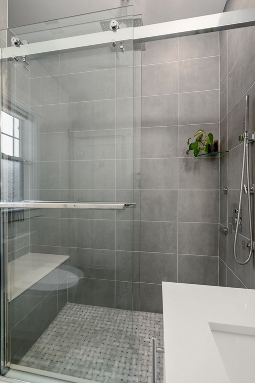189 Grampian Way # 2