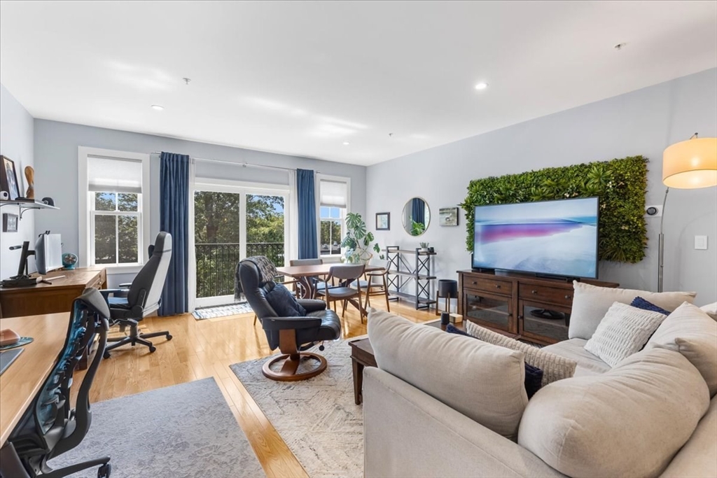 9 Independence Ave # 212