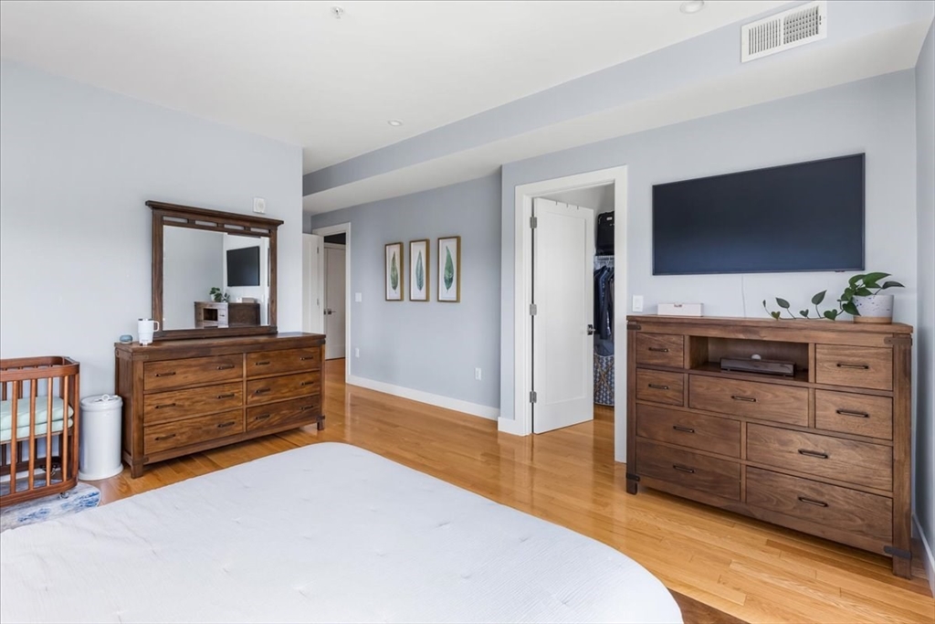 9 Independence Ave # 212