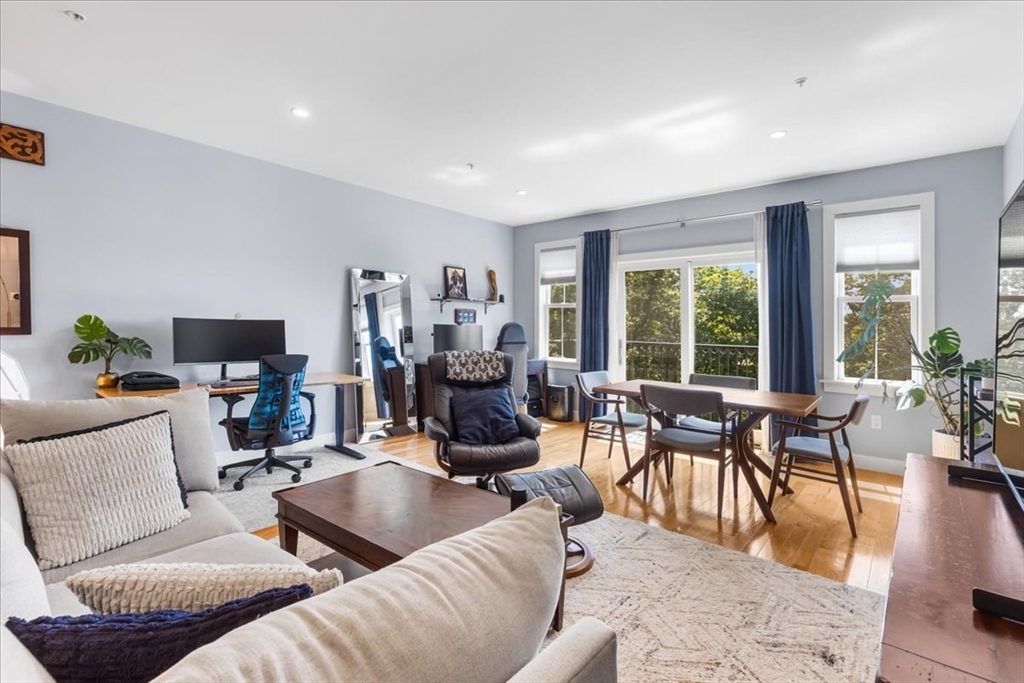 9 Independence Ave # 212