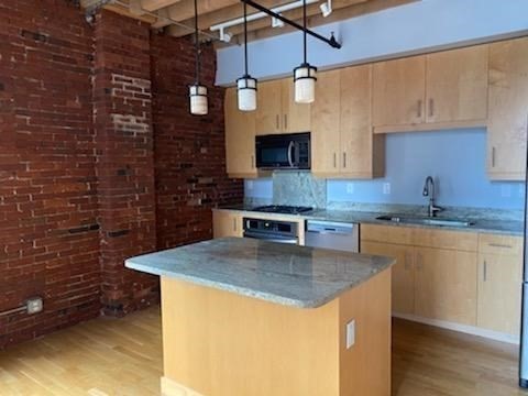 101 Broad Street # 4E, Boston Unit: 4E