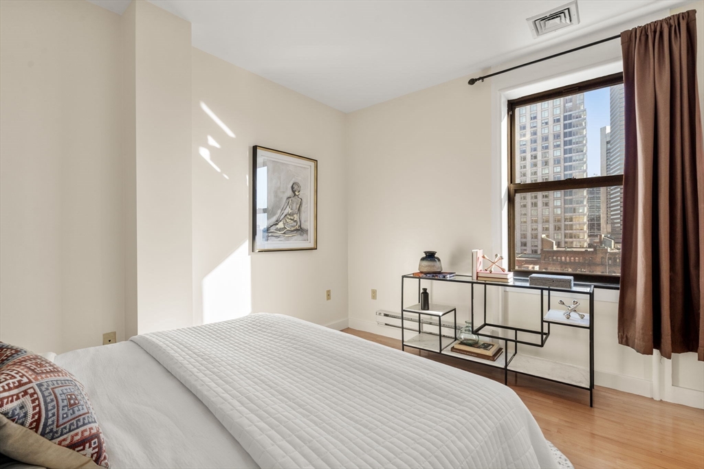 42 Beach Street # 9D, Boston Unit: 9D