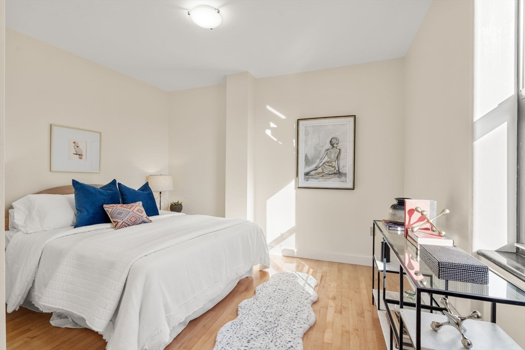 42 Beach Street # 9D, Boston Unit: 9D