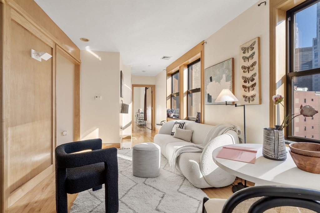 42 Beach Street # 9D, Boston Unit: 9D