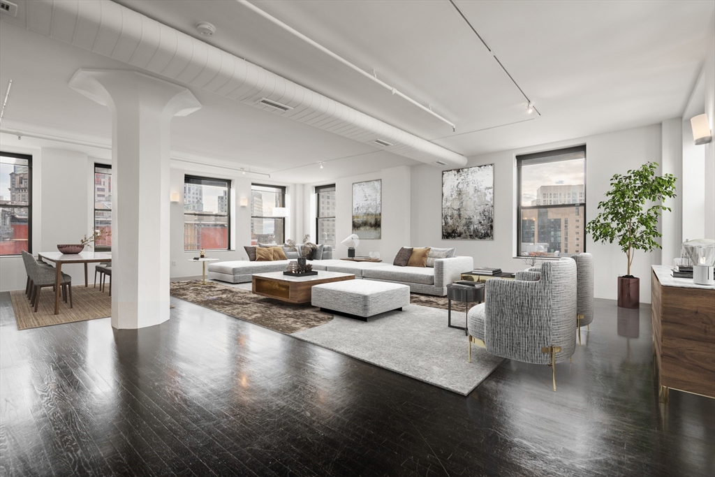 453 Washington # 11B, Boston Unit: 11B