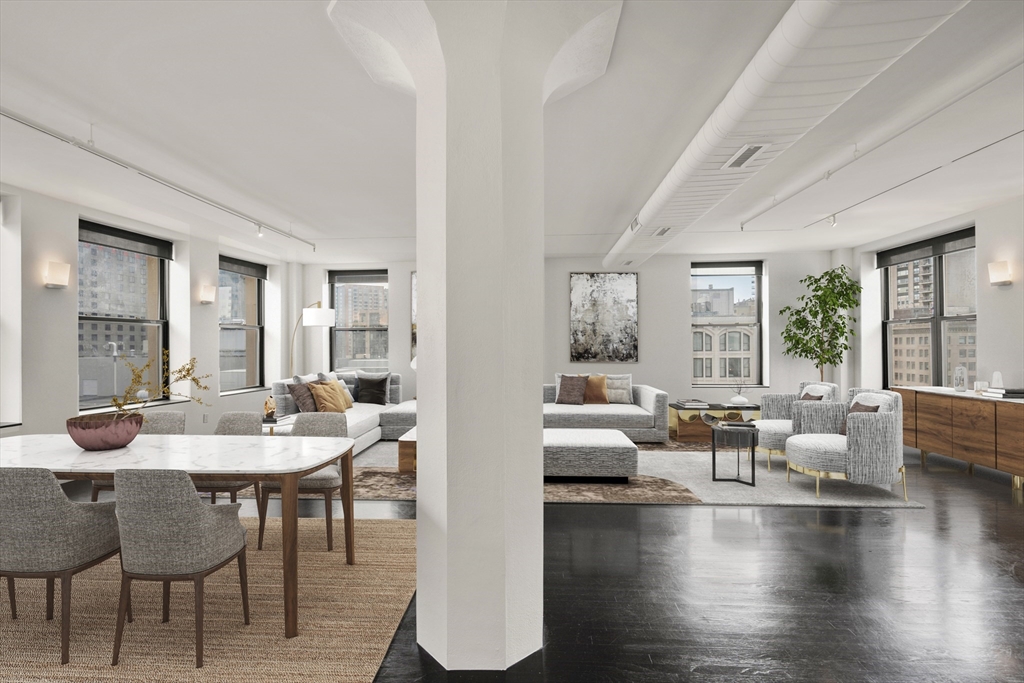 453 Washington # 11B, Boston Unit: 11B