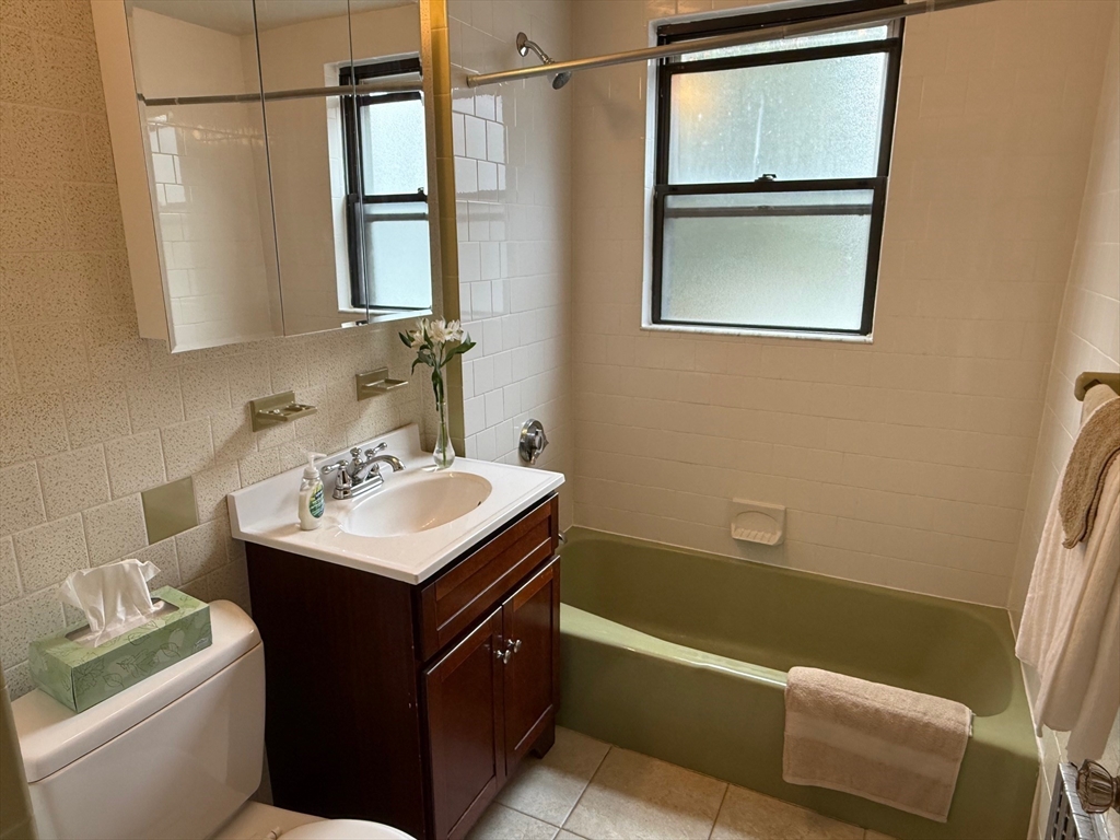 63 Park # 1, Arlington Unit: 1