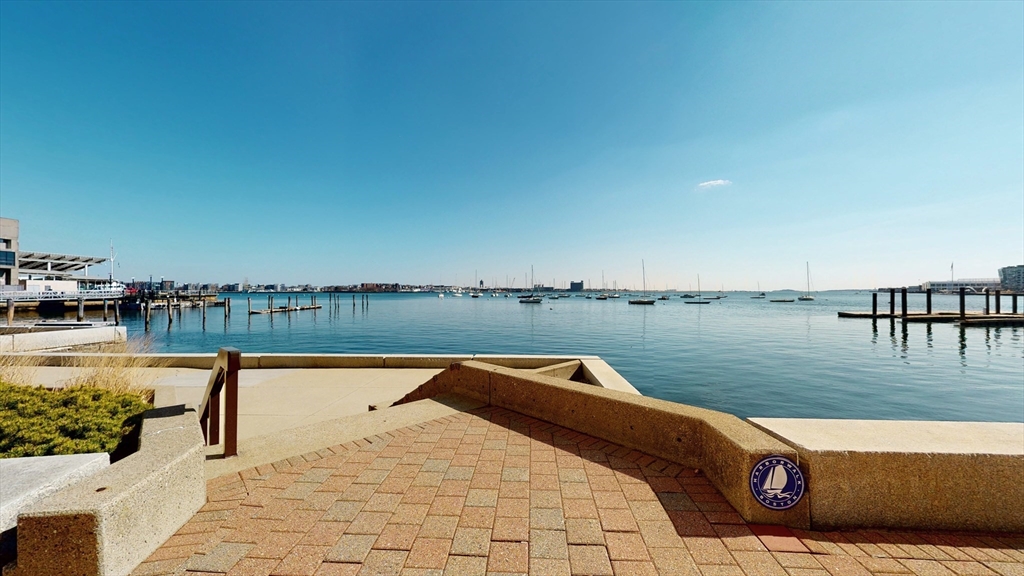 65 E India Row # 24H