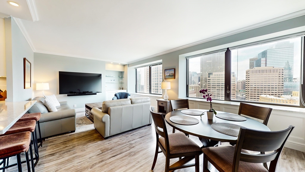 65 E India Row # 24H