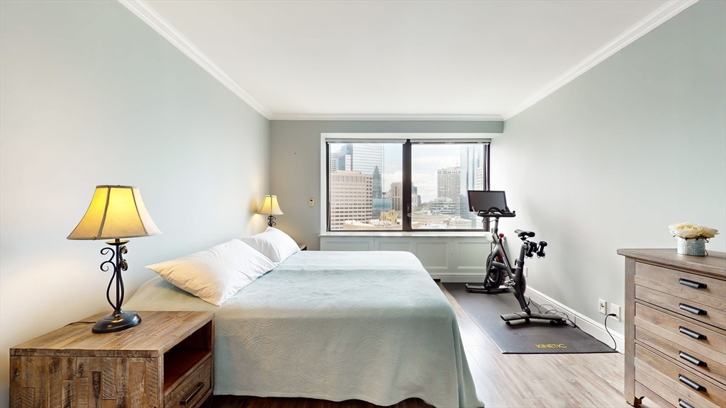 65 E India Row # 24H