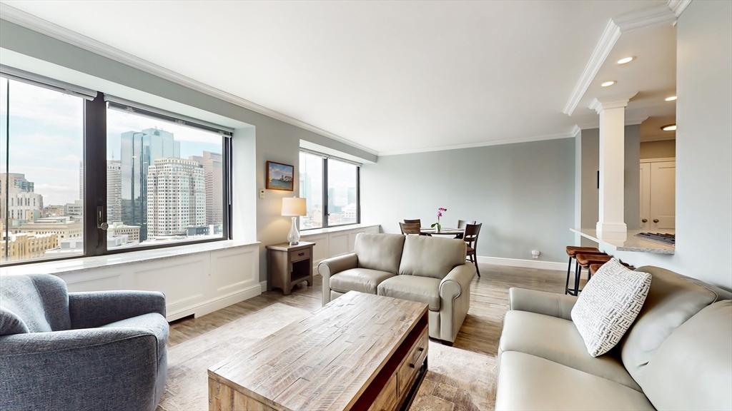 65 E India Row # 24H