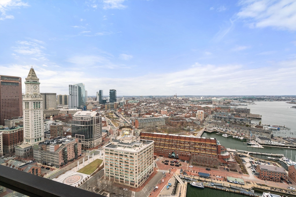 85 E India Row # 36G