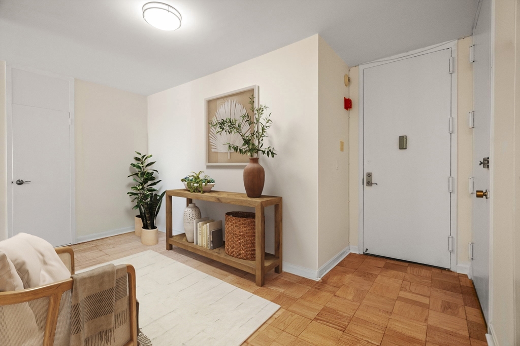 85 E India Row # 36G