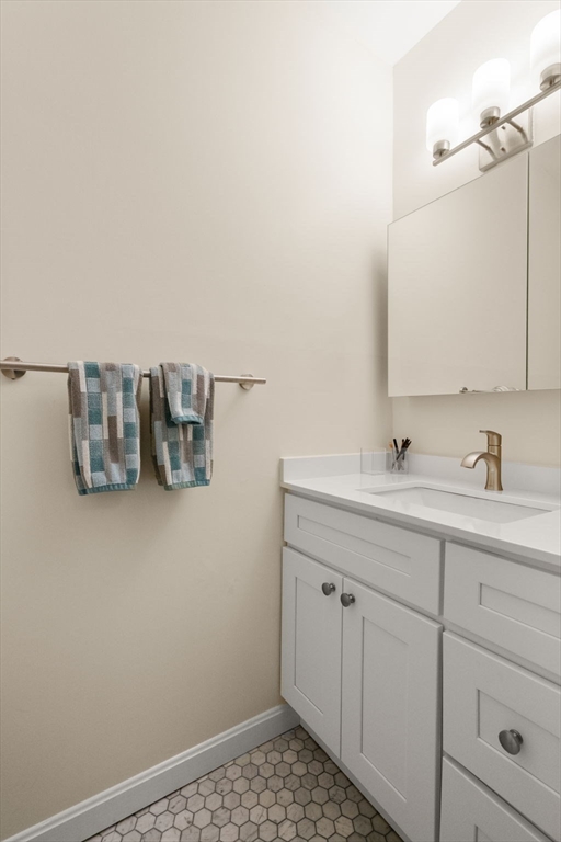 85 E India Row # 36G