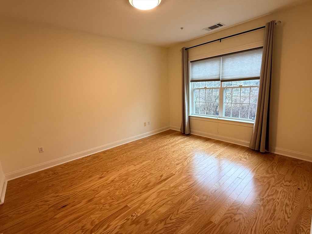 2000 Davenport Ave # 2107