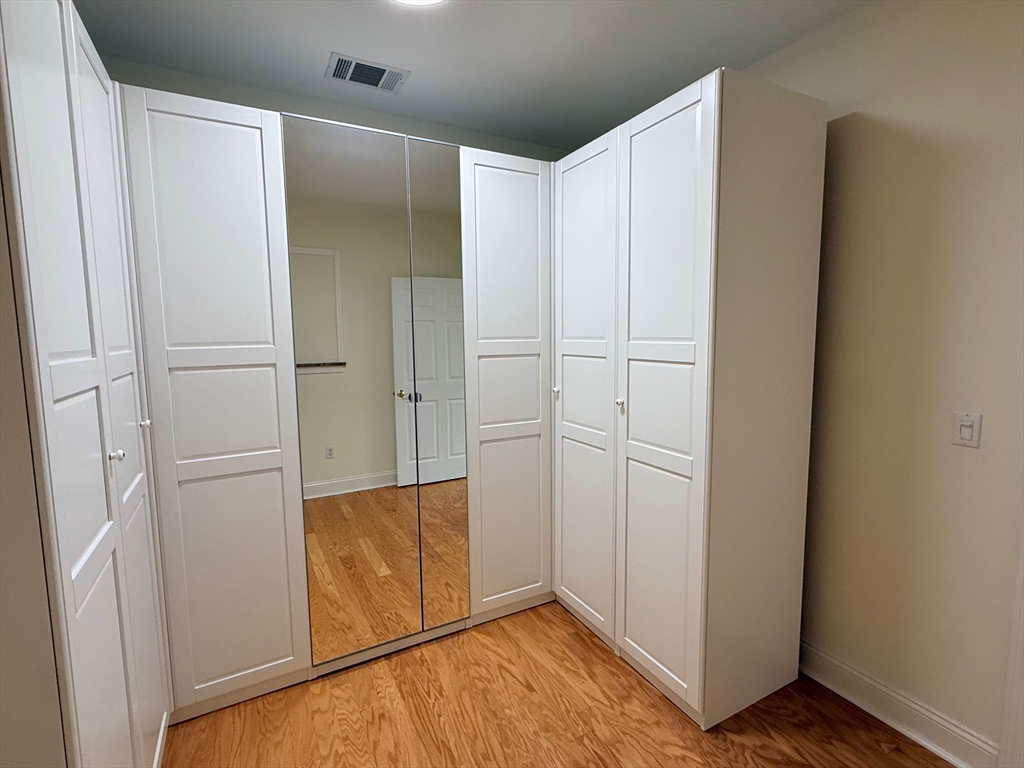 2000 Davenport Ave # 2107