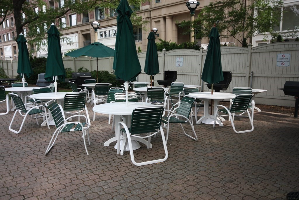 65 East India Row # 30H
