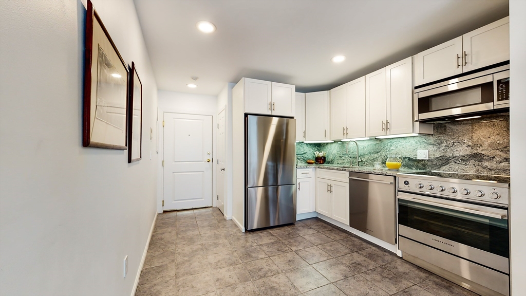 23 Bay State Road # 5