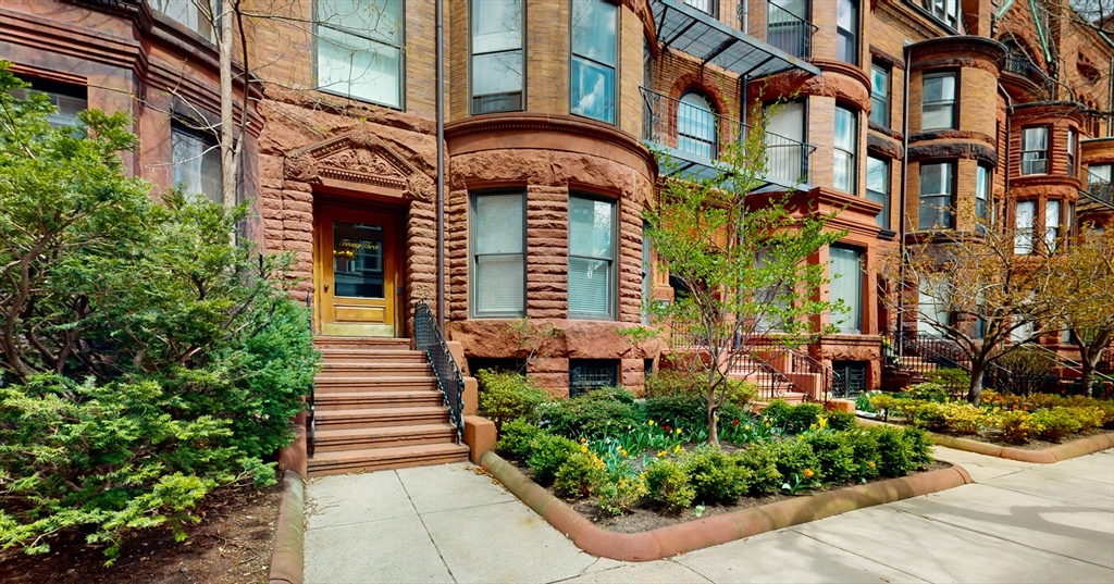 23 Bay State Road # 5