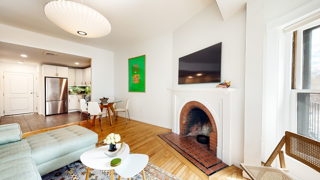 23 Bay State Road # 5